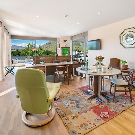 Lanah Residence Κουίνσταουν Εξωτερικό φωτογραφία